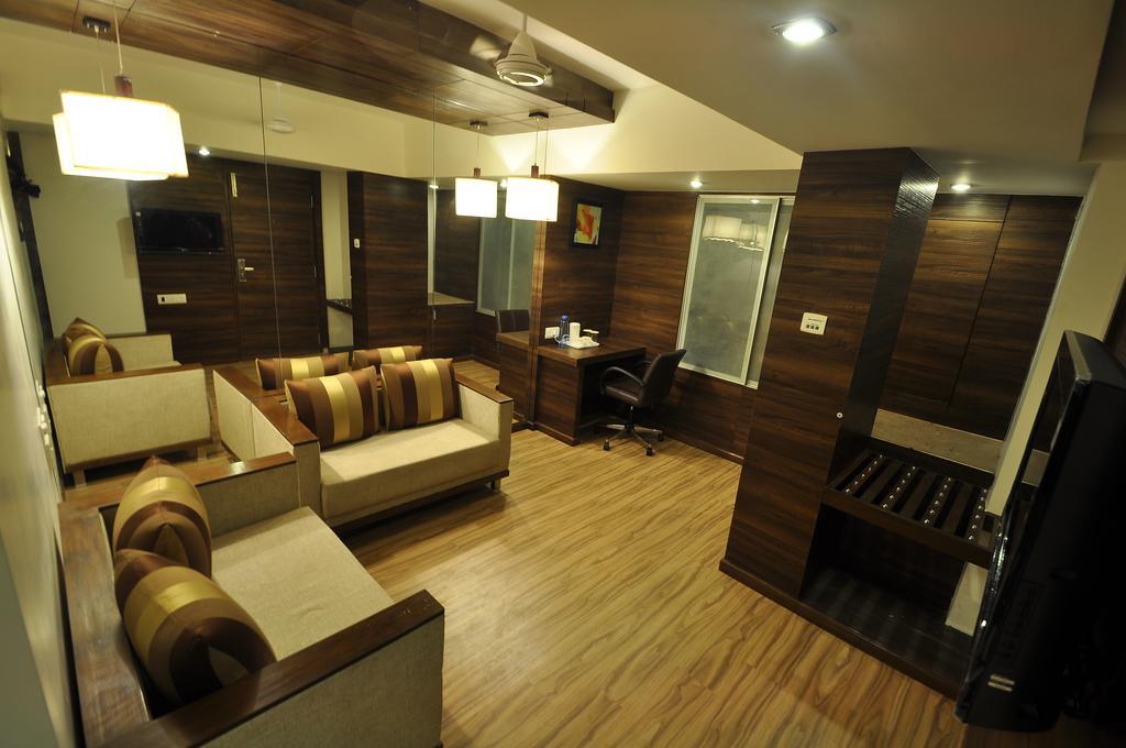 Le Grande Residency -Unmarried Couples Are Not Allowed Ahmedabad Exterior foto